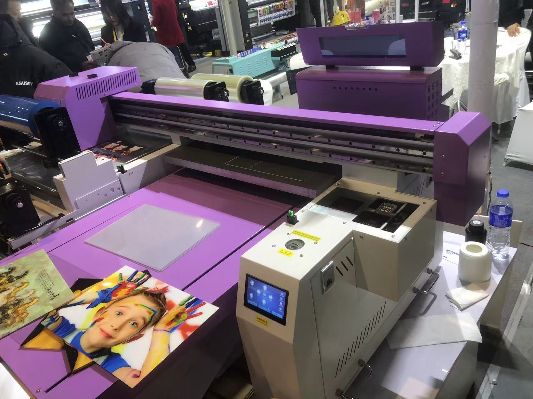 Imprimante UV rouleau à roulea - Commercial Vinyl Printing Machine avis et prix